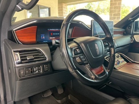 Used 2022 Lincoln Navigator L Reserve image 20
