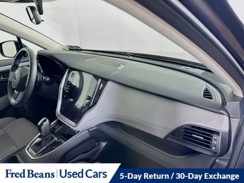 Used 2024 Subaru Outback Premium image 30