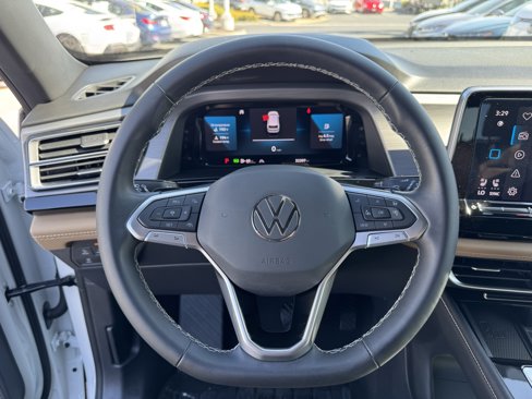 Certified 2024 Volkswagen Atlas Cross Sport SE w/ Panoramic Sunroof Package image 19