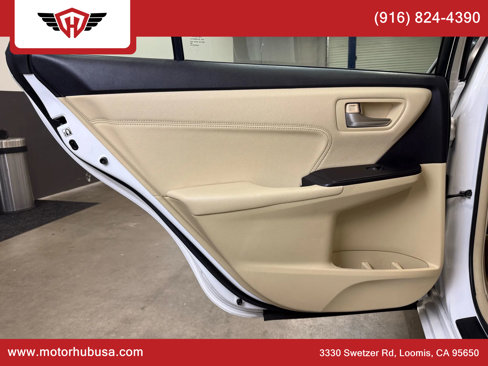 Used 2016 Toyota Camry XLE image 38