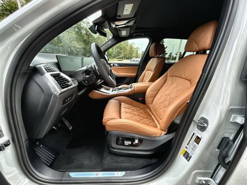 New 2026 BMW X5 xDrive50e w/ M Sport Package image 15