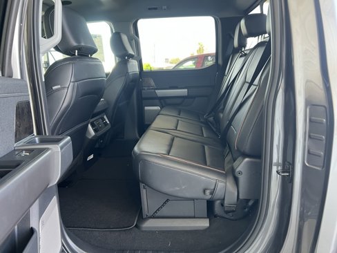 New 2025 Ford F250 Lariat w/ Lariat Ultimate Package image 17