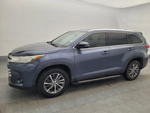 Used 2019 Toyota Highlander XLE image 2