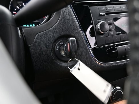 Used 2013 Chrysler 200 Touring image 26