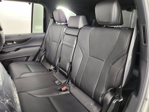 New 2025 Lexus LX 600 4WD w/ Luxury Package image 15