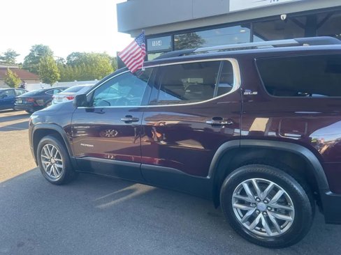 Used 2017 GMC Acadia SLE w/ LPO, Floor Liner Package image 7