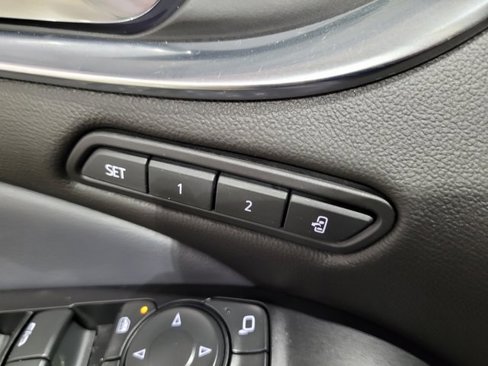 Used 2022 Buick Enclave Premium image 47