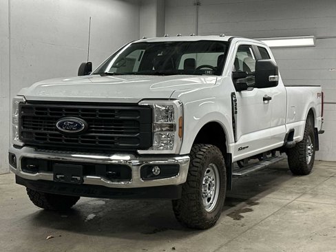 New 2026 Ford F250 XL image 1
