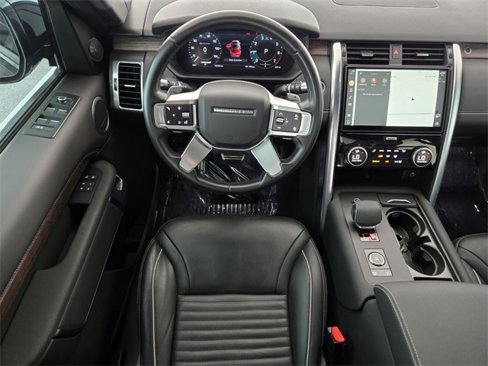 Used 2022 Land Rover Discovery S R-Dynamic image 12