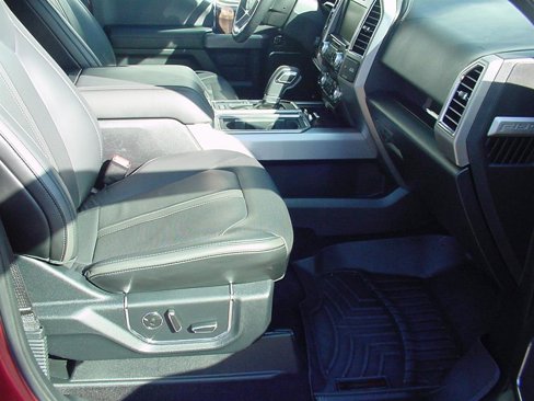 Used 2015 Ford F150 Platinum w/ Equipment Group 701A Luxury image 41