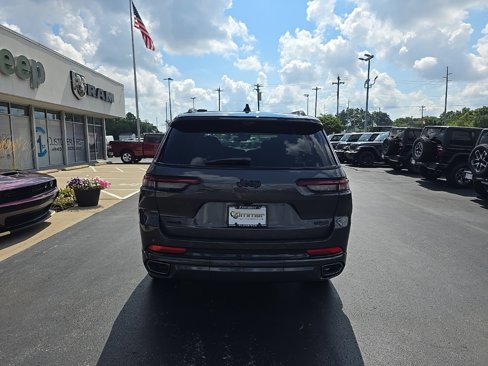 New 2025 Jeep Grand Cherokee L Summit image 7