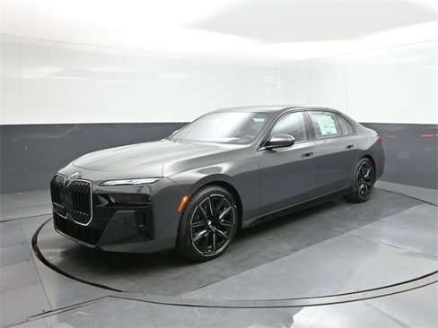 New 2025 BMW 740i xDrive w/ Executive Package image 1