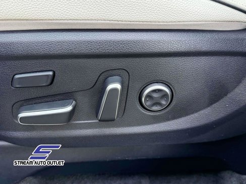 Used 2025 Hyundai Palisade Limited image 19