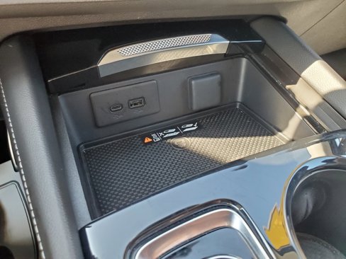 Used 2024 Buick Envision Sport Touring image 38