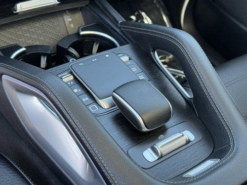 New 2026 Mercedes-Benz GLS 450 4MATIC image 10