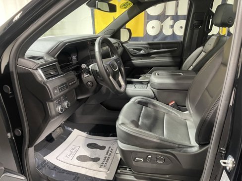 Used 2024 GMC Yukon Denali image 11