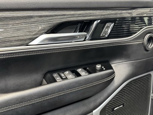 Used 2022 Jeep Wagoneer Series II w/ Premium Group I image 12