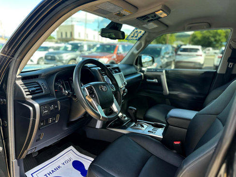 Used 2022 Toyota 4Runner TRD Sport w/ Technology Package image 10