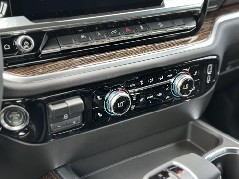 New 2026 GMC Sierra 1500 Elevation image 20