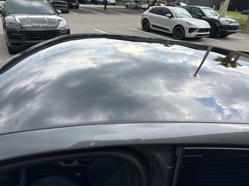 Certified 2025 Porsche Cayenne Coupe image 35