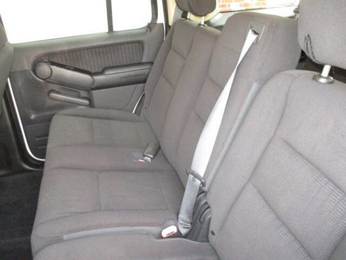 Used 2010 Ford Explorer XLT image 22