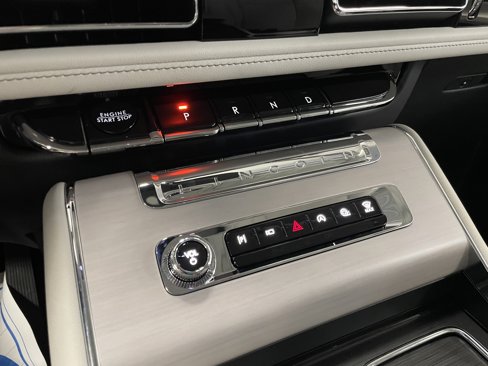 New 2025 Lincoln Aviator Reserve image 14