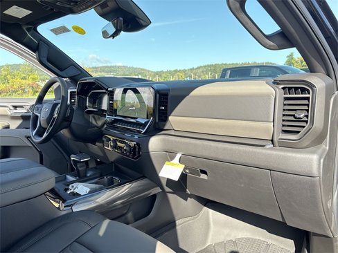New 2026 Chevrolet Silverado 1500 ZR2 image 30