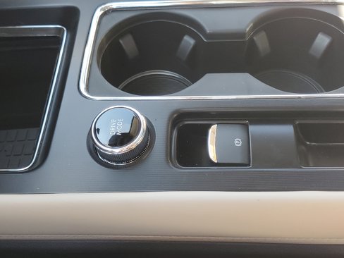 New 2026 Lincoln Corsair Premiere image 24