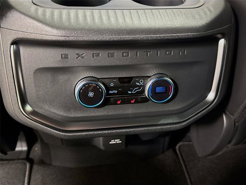 New 2025 Ford Expedition Platinum image 26