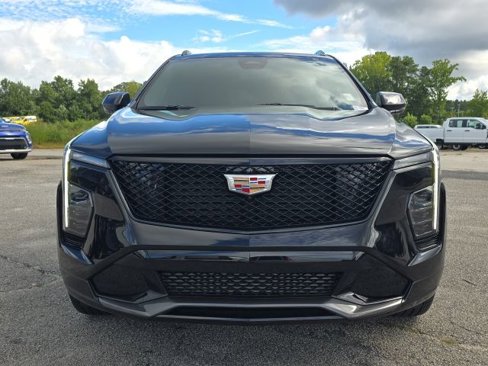 Used 2025 Cadillac XT4 Sport image 8
