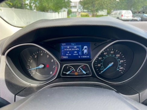 Used 2014 Ford Focus SE w/ Equipment Group 201A image 12