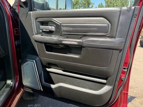 Used 2020 RAM 3500 Limited image 28
