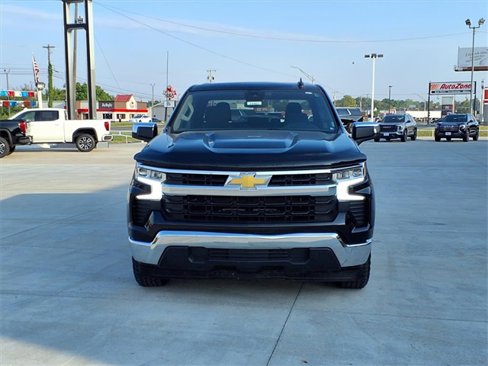 Used 2024 Chevrolet Silverado 1500 LT w/ Protection Package image 2