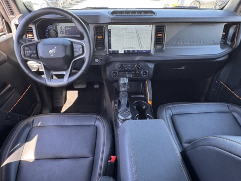 Used 2024 Ford Bronco Badlands w/ Sasquatch Package image 18