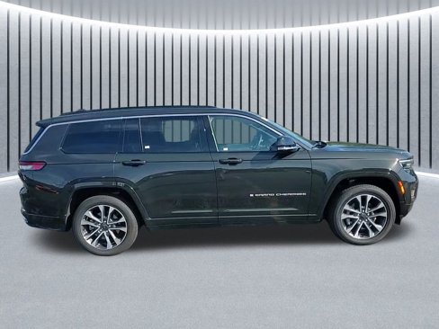 New 2025 Jeep Grand Cherokee L Overland w/ Advanced Protech Group III image 4