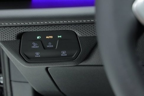 New 2025 Volkswagen Atlas SEL Premium R-Line image 23