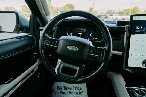 Used 2024 Ford Expedition Max Platinum image 19