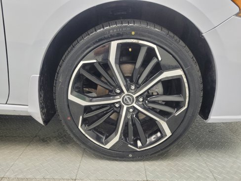 Used 2023 Nissan Altima 2.5 SR image 31