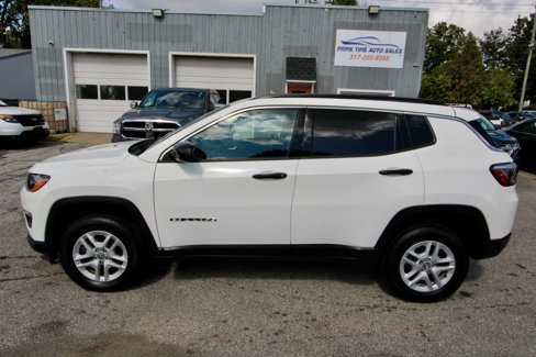 Used 2021 Jeep Compass Sport image 3