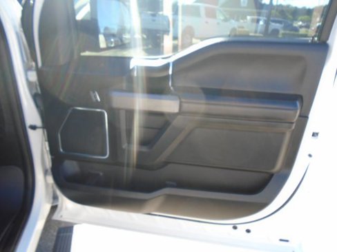 Used 2018 Ford F150 Platinum w/ Equipment Group 701A Luxury image 34