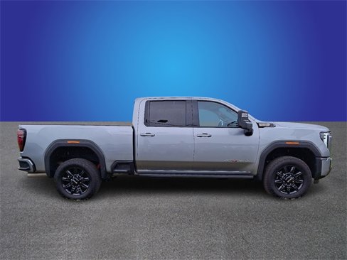 Used 2024 GMC Sierra 2500 AT4 w/ AT4 Premium Plus Package image 4