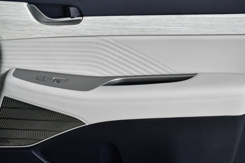 Used 2025 Hyundai Palisade Calligraphy image 32