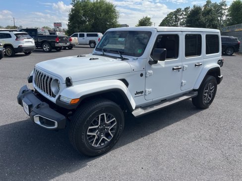 New 2025 Jeep Wrangler Sahara image 5
