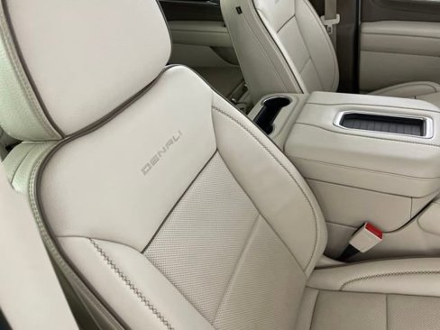 Used 2022 GMC Yukon XL Denali w/ Max Trailering Package image 35