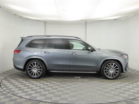 New 2026 Mercedes-Benz GLS 580 4MATIC image 4
