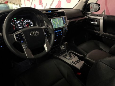 Used 2022 Toyota 4Runner Limited image 21