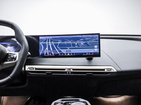 New 2026 BMW iX xDrive60 image 14