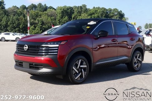 Used 2025 Nissan Kicks SV w/ Charging Package image 3