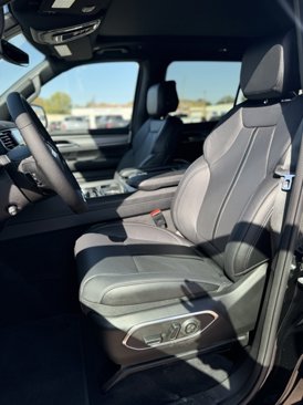 New 2024 Jeep Wagoneer Series II image 11