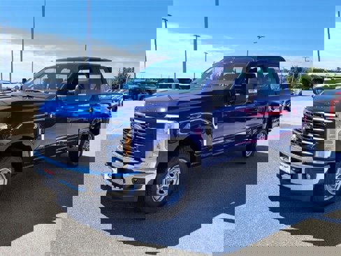 New 2026 Ford F250 XL image 3